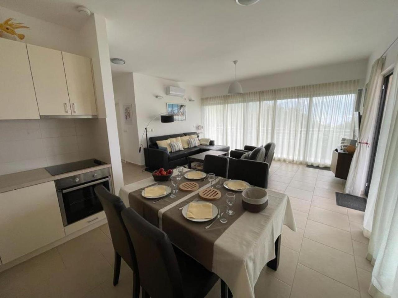 Acacia Hill Apartment C01 Without Pool Thenovici Ngoại thất bức ảnh
